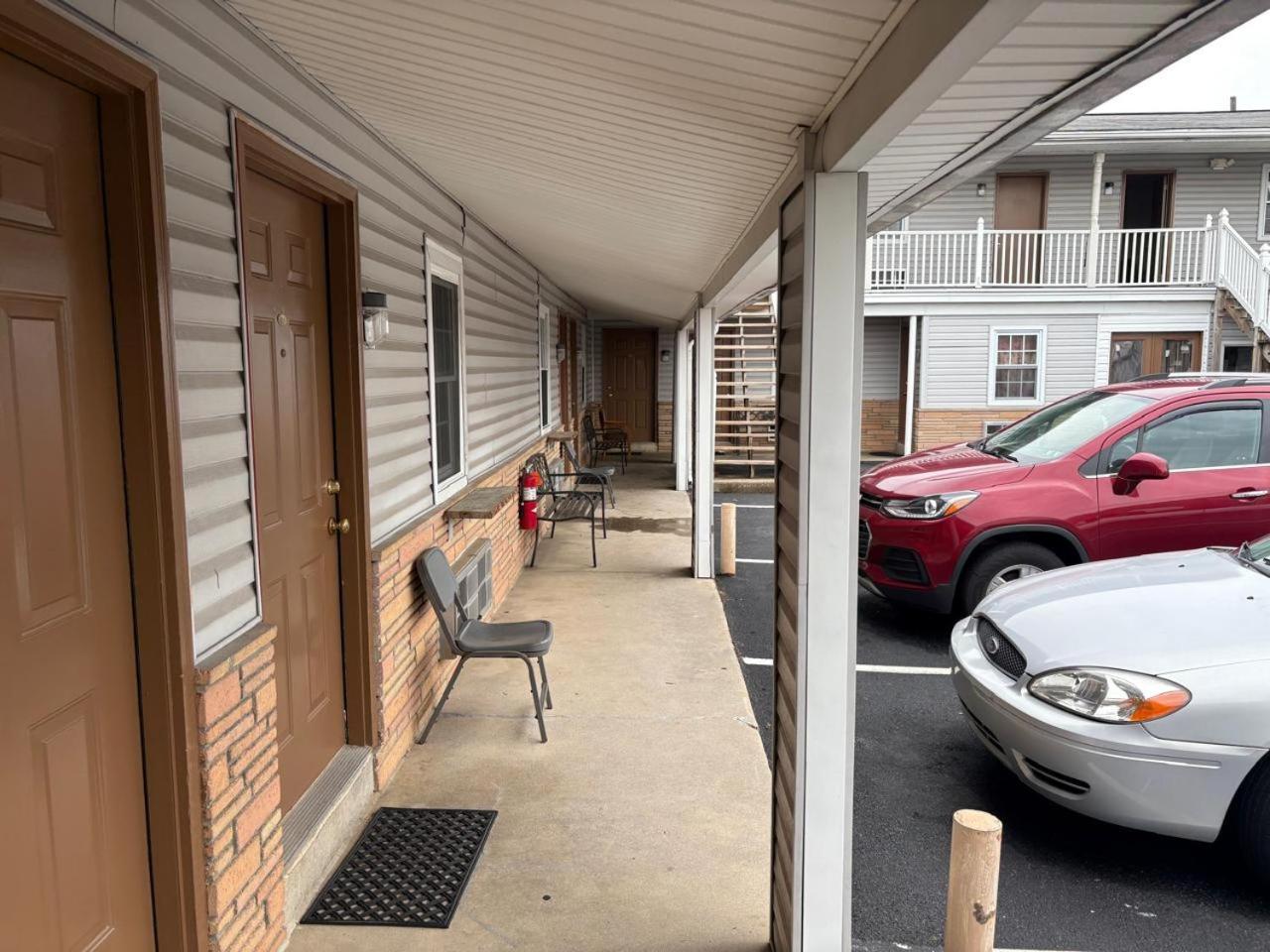 Dutch Motel By Oyo Near Hershey Park Palmyra Exterior photo